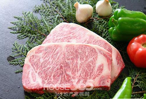 黑工厂以鸭肉泡制牛羊肉卷 强致癌物超2千倍  （14）