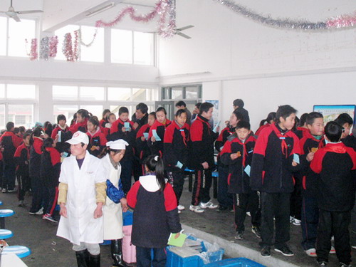 松隐中学举行学校食品卫生安全知识竞赛