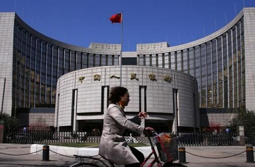 李克强：经济下行压力持续加大